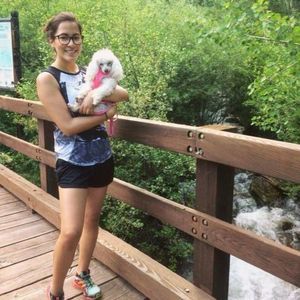 Meet your Posher, Mishell